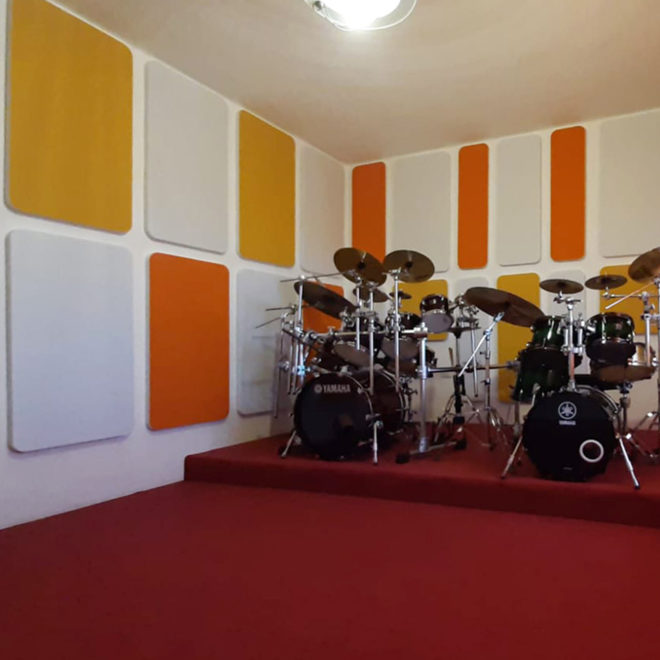 Polyester felt wall panels for a rehearsal room