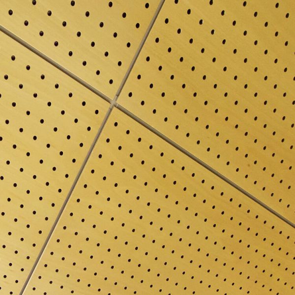 Panneaux perfores en bois au plafond drill acoustic